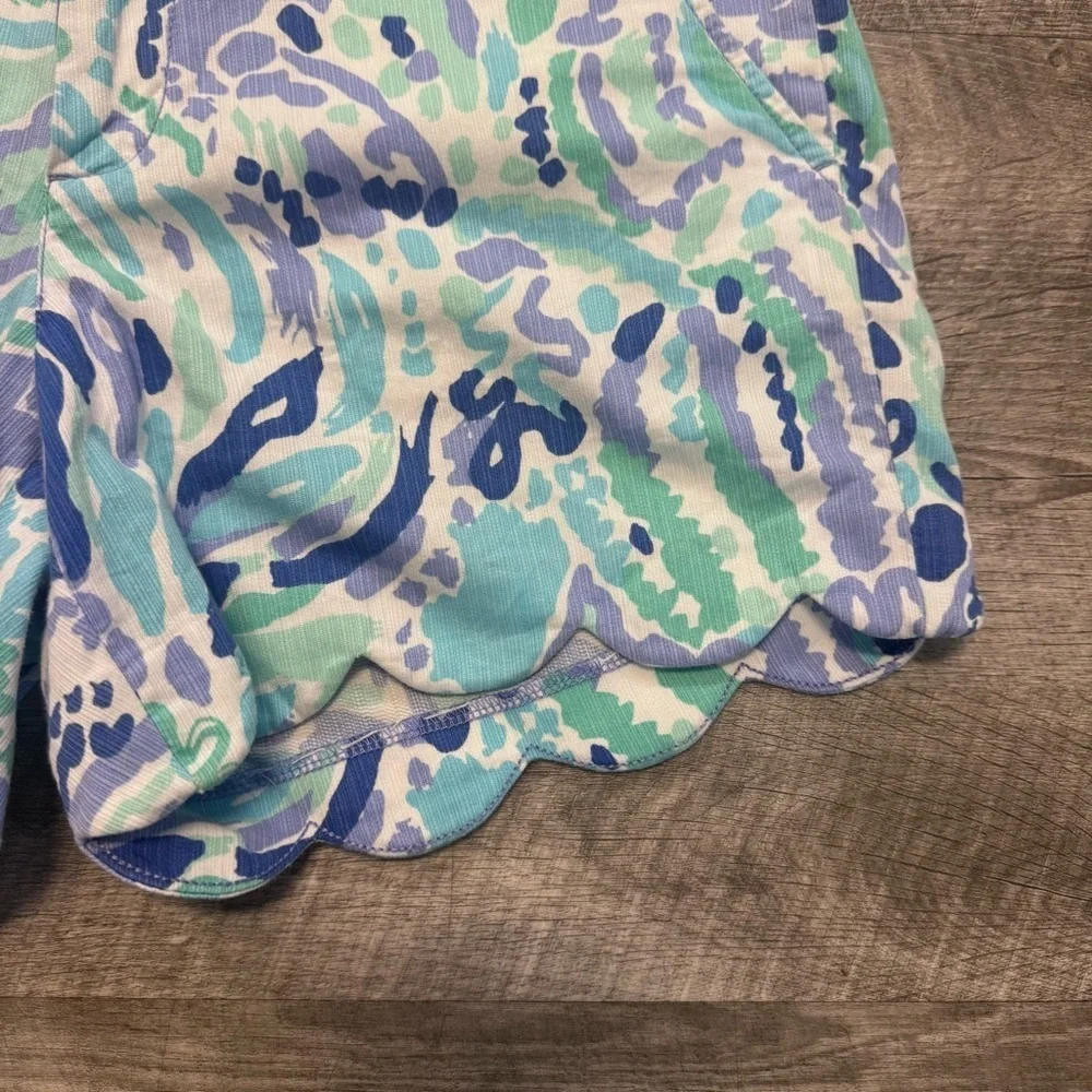 Lilly Pulitzer The Buttercup Short Scallop Hem Blue Green Womens Sz. 4